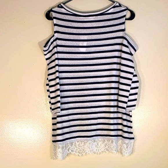 Westport blue & white striped shoulder cutout - Picture 1 of 8